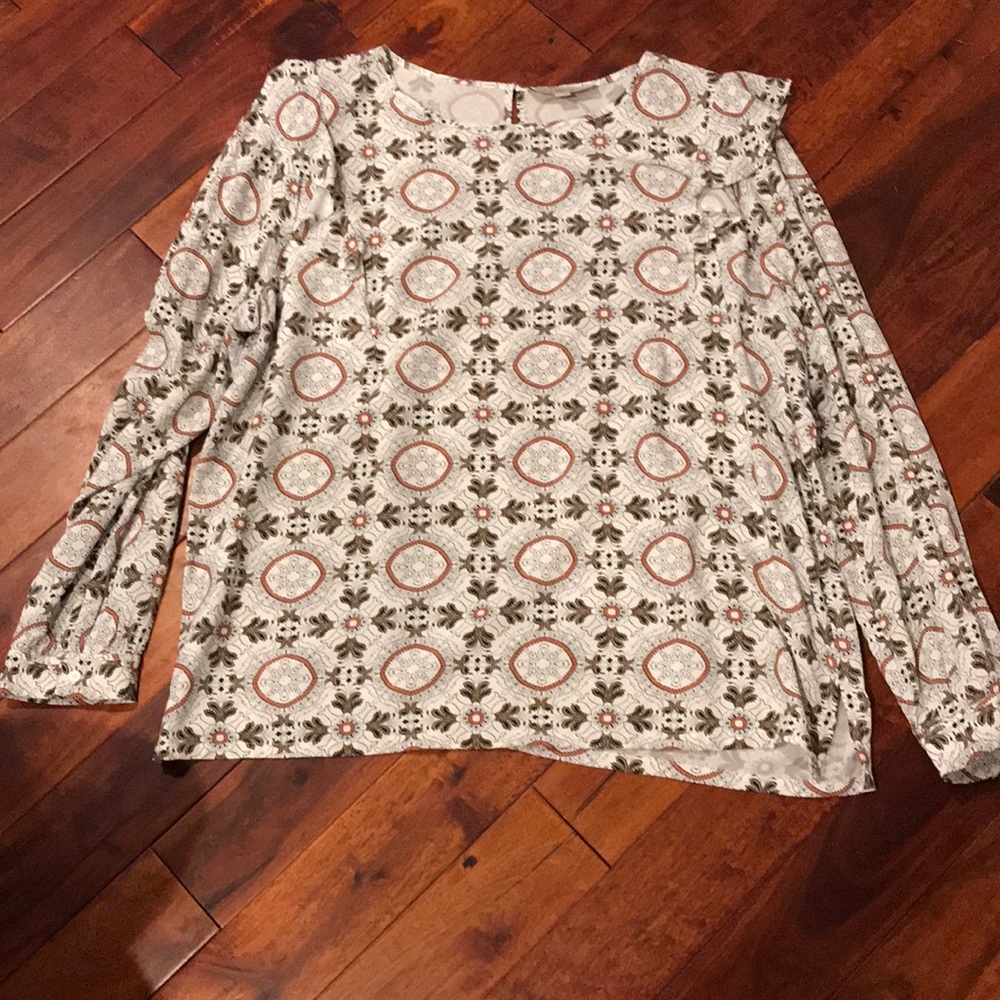 Loft medallion blouse